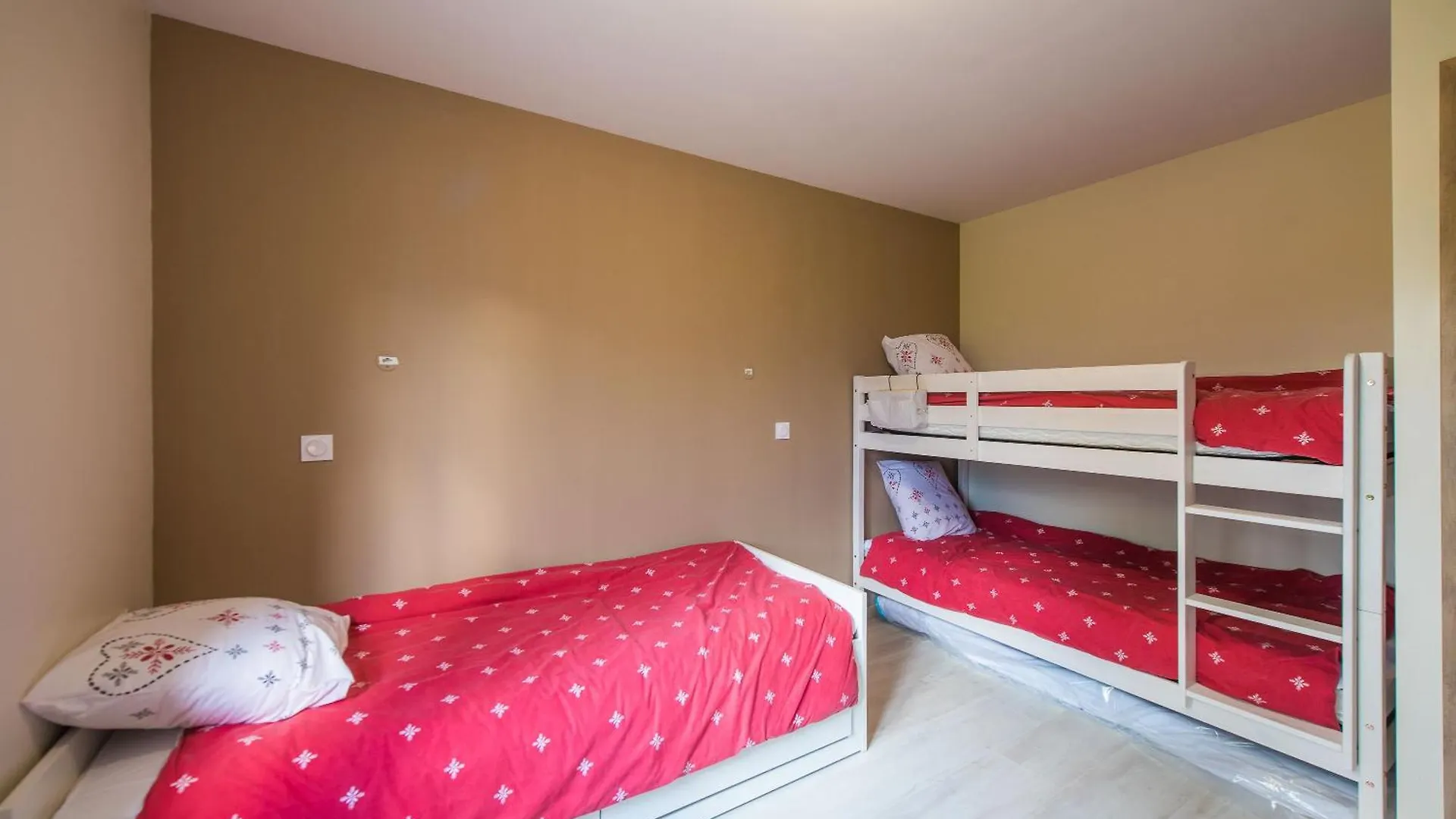 Villas Pelvoux 1 Guillestre 0*,  France