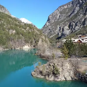 Du Guillestre